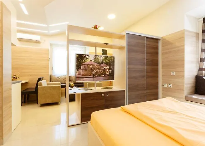 Апартаменты Uzor *